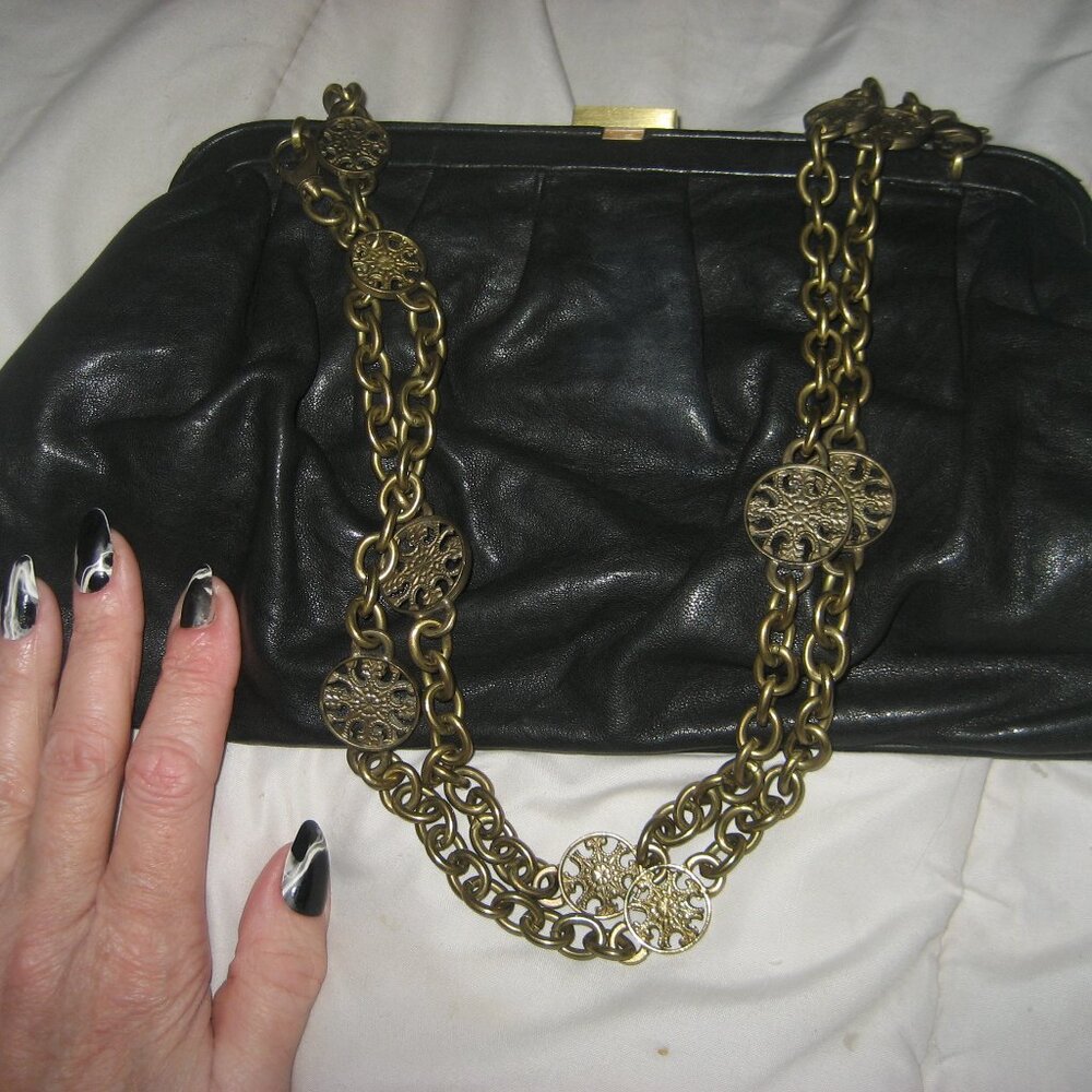 BADGLEY MISCHKA LEATHER KISSLOCK CHAIN BAG VINTAGE MED